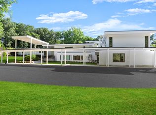 862 Fenimore Rd, Larchmont, NY 10538