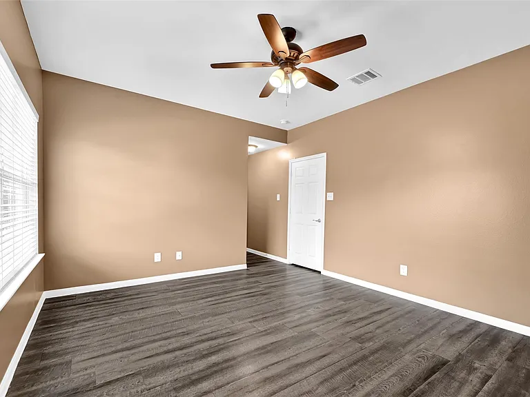 13218 Ambrosa Dr — Photo 20