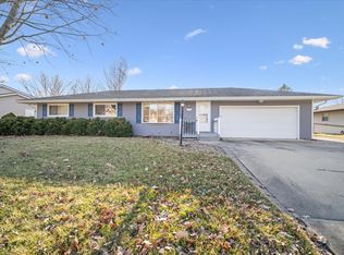 315 Robert Dr, Normal, IL 61761