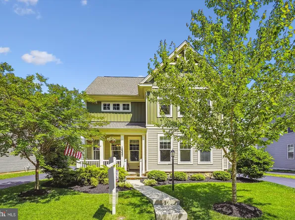 10337 Twin Leaf Dr, Bristow, VA 20136