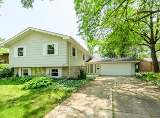 2329 Alexander Ter, Homewood, IL 60430