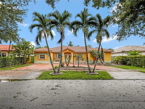 9120 NW 162nd Ter, Miami Lakes, FL 33018