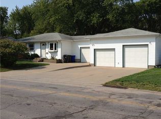 4748 F Ave NE, Cedar Rapids, IA 52402
