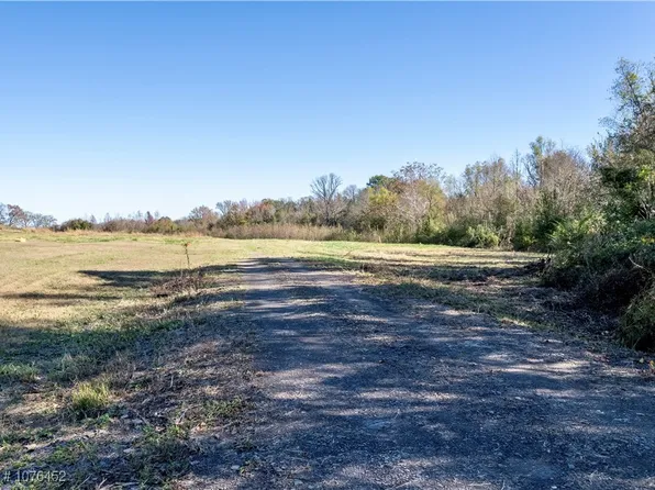 2816 Lost Beach Xing, Van Buren, AR 72956