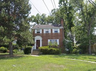 2600 Ross Rd, Chevy Chase, MD 20815