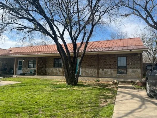 570 Dublin Ave, Stephenville, TX 76401