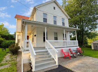 110 Florence Ct, Carbondale, PA 18407