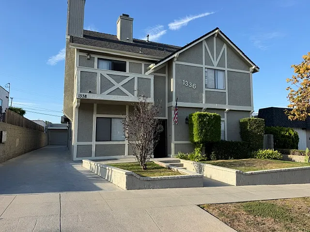 1 bed, 550 sqft, $2,100 — Photo 1