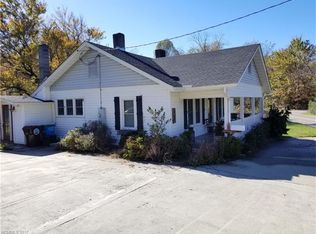 166 Ben Lippen Rd, Asheville, NC 28806