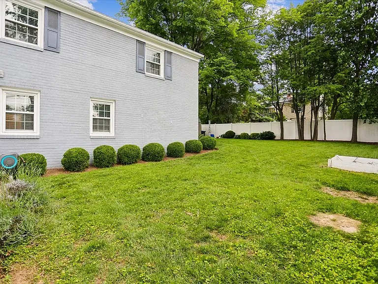 3801 Denfeld Ave — Photo 29
