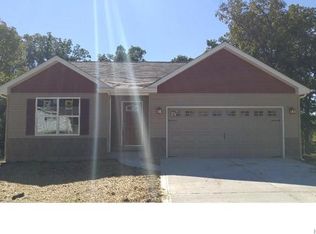 8 Doris Ave, O'Fallon, MO 63368