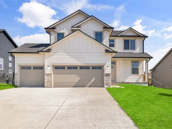 2595 SE Florence Dr, Waukee, IA 50263