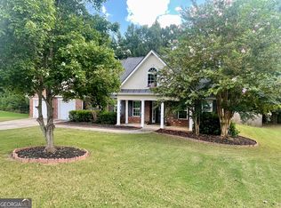 111 Blue Smoke Trl, Hampton, GA 30228