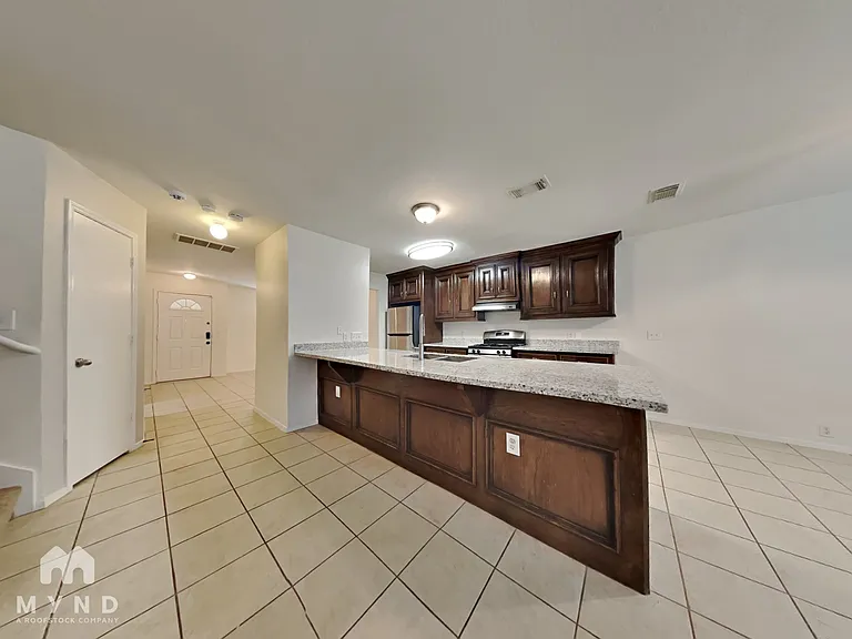 3338 Becker Glen St — Photo 6