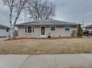 5365 S Merrill Ave, Cudahy, WI 53110