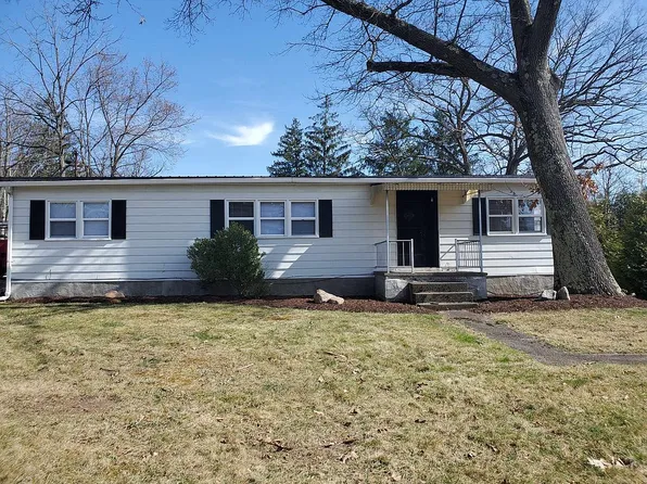 79 Fulmer St, Indiana, PA 15701