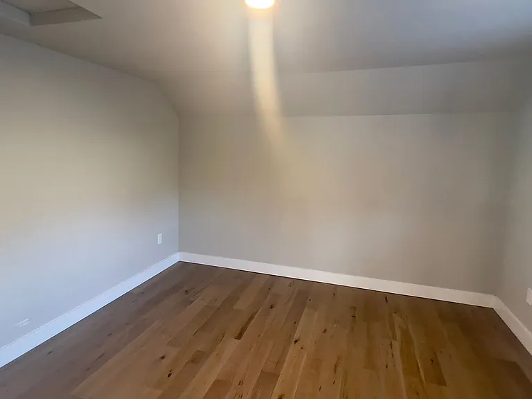 669 W Marine Dr, Astoria, OR 97103 — Photo 3