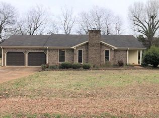 923 Oakview Cir, Killen, AL 35645
