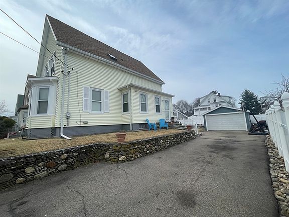 2nd image of 73 Lowell St