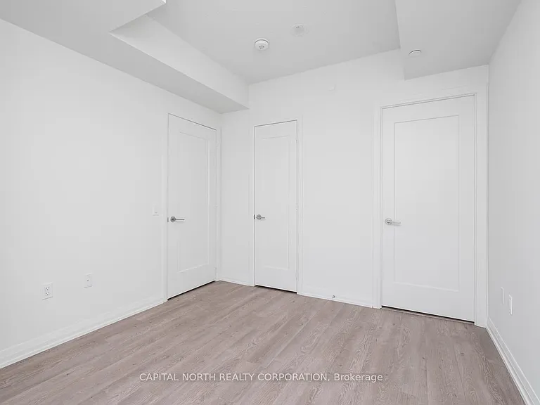 9000 Jane St #329 — Photo 16