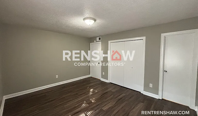 3219 Thirteen Colony Mall #2B — Photo 6
