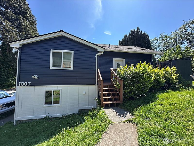 2nd image of 1007 22nd Street
