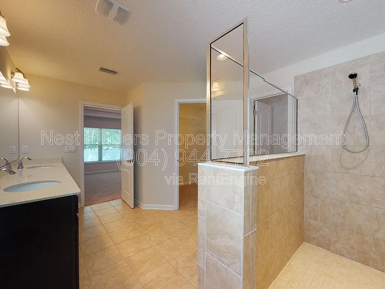 11561 Sycamore Cove Ln — Photo 19