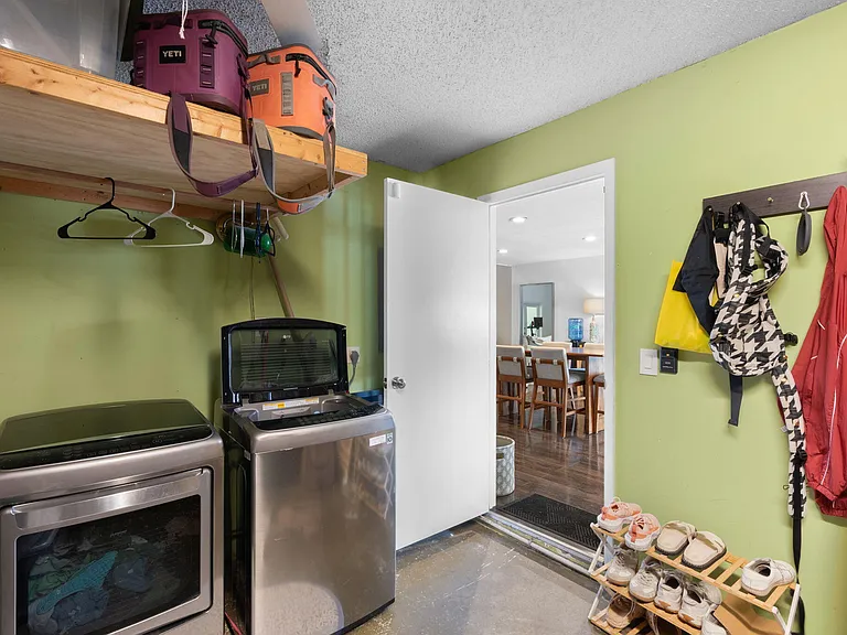 2956 Florida Blvd — Photo 34