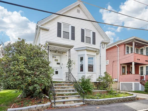 19 Brooks Park, Medford, MA 02155