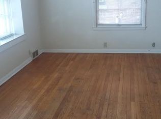 2656 S 68th St, Milwaukee, WI 53219