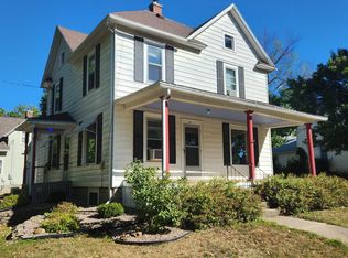 301 E Bridge St, Elkader, IA 52043