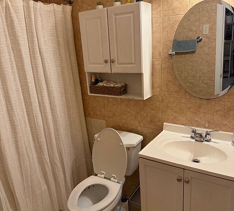 3rd image of 325 Bloomfield St #4AB