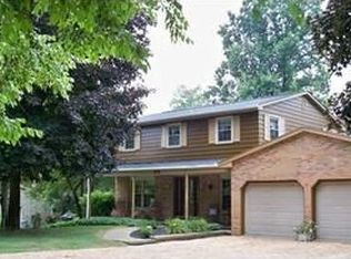 970 Edgewood Rd, Beaver Falls, PA 15010