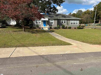611 Shands St, Clinton, SC, 29325