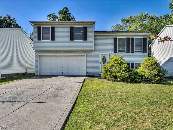 3rd image of 19020 Watercrest Ave
