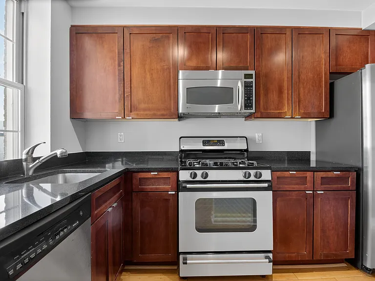 1417 Newton St NW #404 — Photo 3