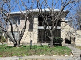 2055 W Summit Ave APT C, San Antonio, TX 78201