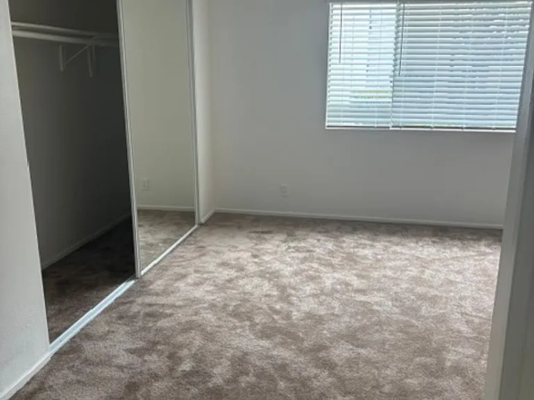 1911 N H St #13 — Photo 10