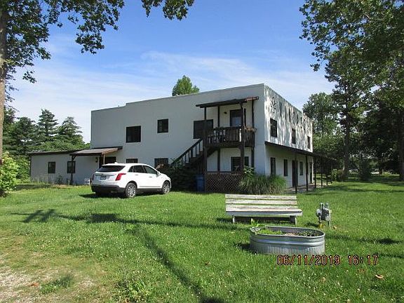 2nd image of 2606 E Central Ave APT 21