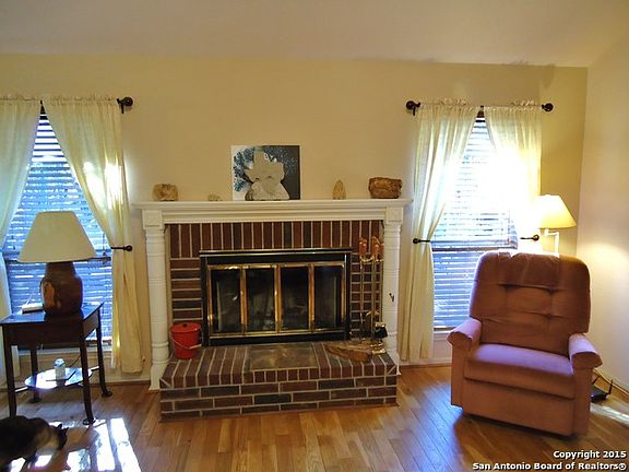 4th image of 9160 N Point Dr
