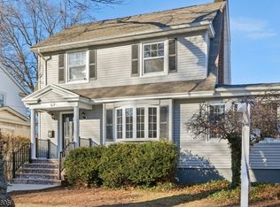 97 Oakland Rd, Maplewood, NJ 07040