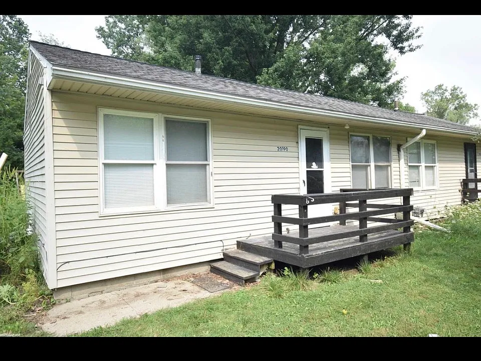 20150 Sherwood Rd #1