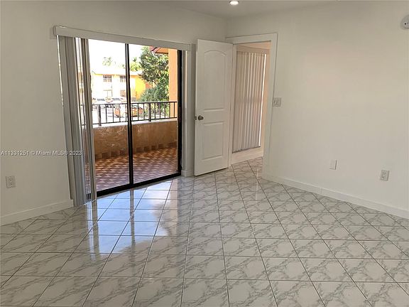 5th image of 10891 NW 7th St APT 23-31
