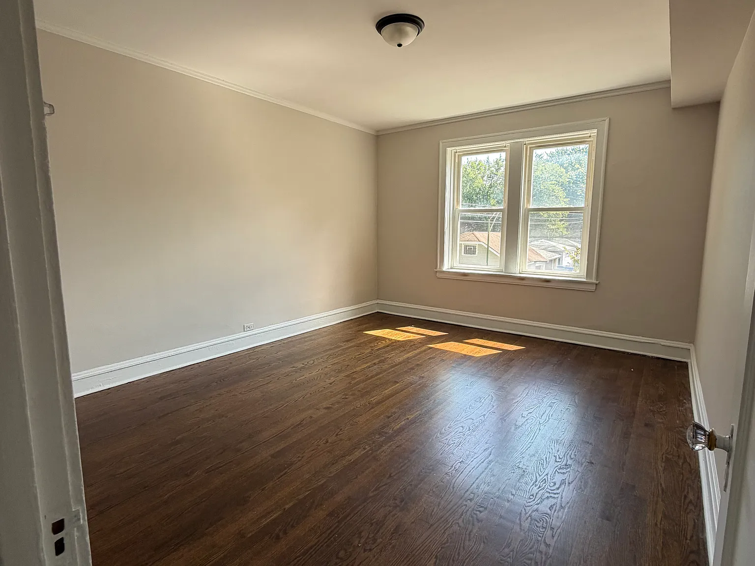 2 bed, 1250 sqft, $1,750 — Photo 4