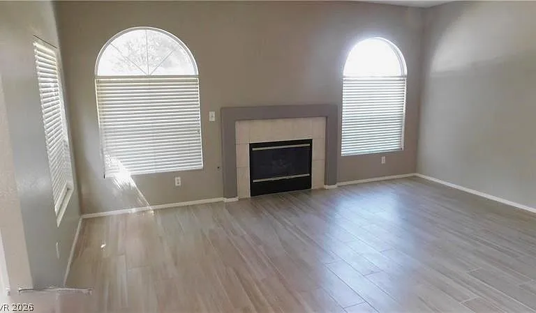 1623 Cave Spring Dr — Photo 2