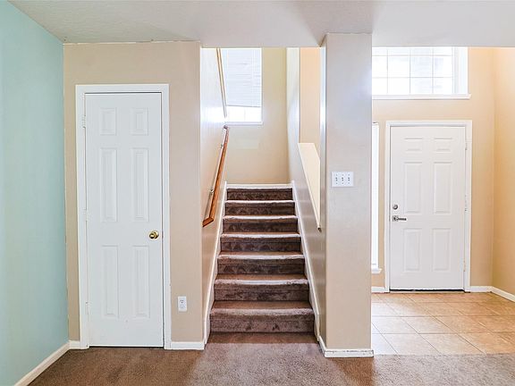 3rd image of 19743 Adelaide Meadows Dr