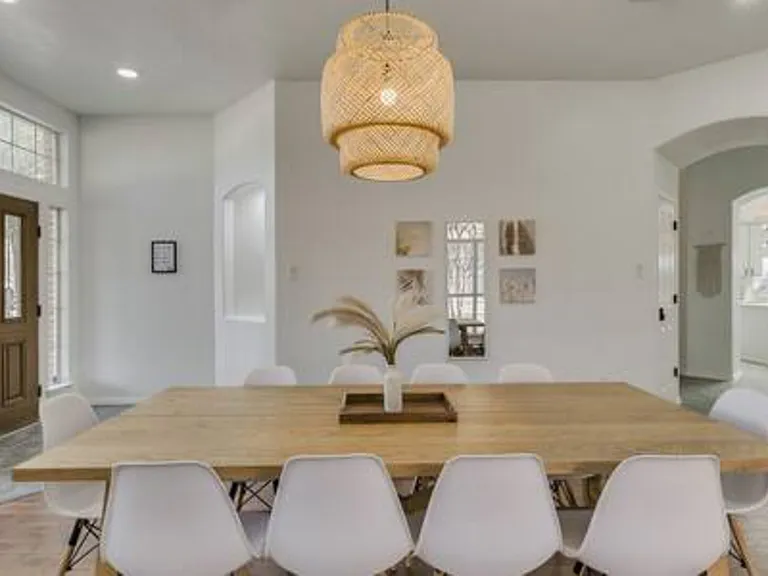 Falcon Ridge Dr — Photo 11