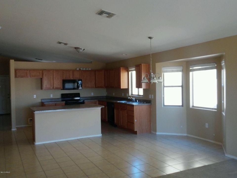 1st image of 1029 W Nina Dr