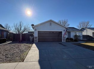 1545 Peregrine Dr, Mountain Home, ID 83647