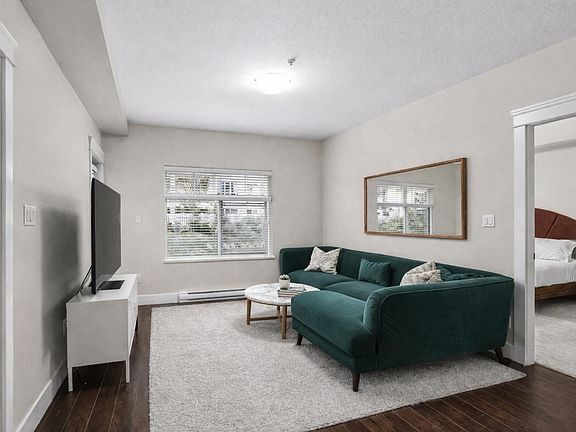 5th image of 19530 65th Ave #203